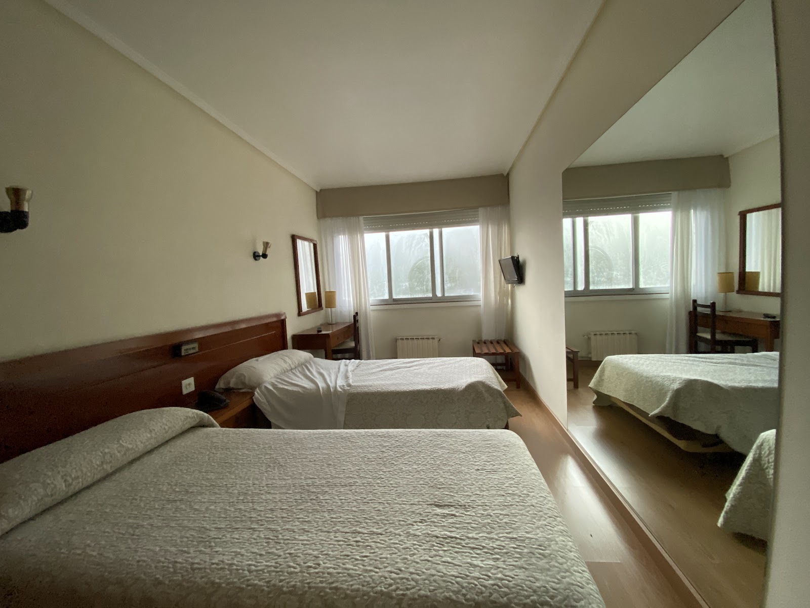 Hotel Almendra photo 2, hotel accommodation in Ferrol on the Camino Inglés