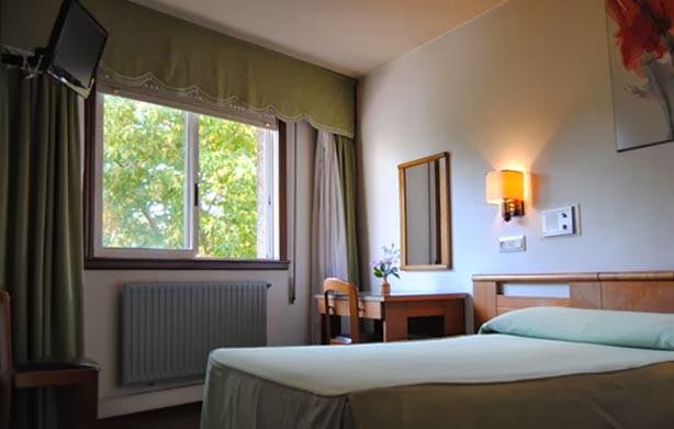 Hostal Palas photo 2, accommodation listing in A Coruña on the Camino Inglés