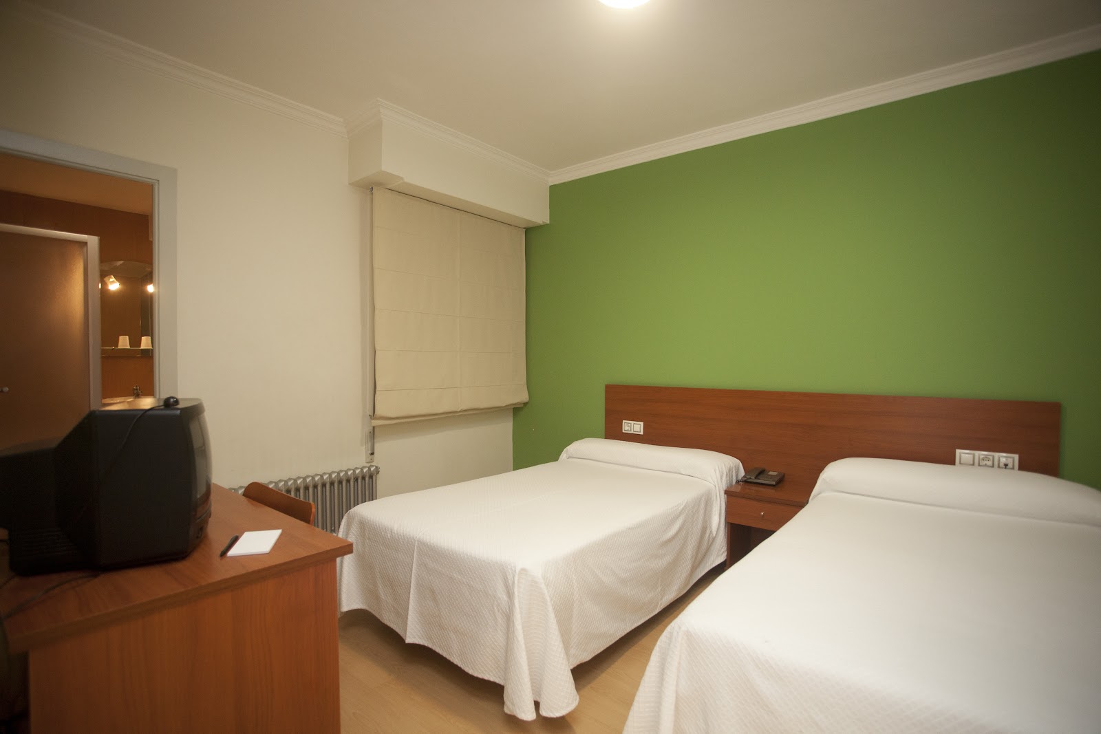Pension San Roque, guesthouse accommodation in Lugo on the Camino Primitivo