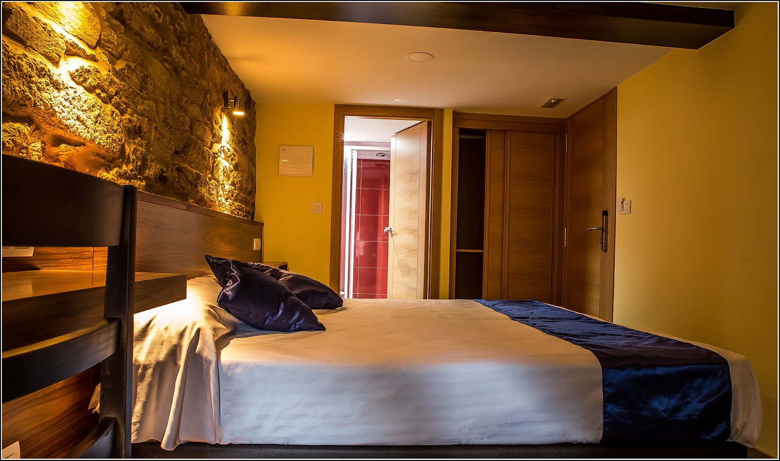 Hotil photo 2, hotel accommodation in A Coruña on the Camino Inglés