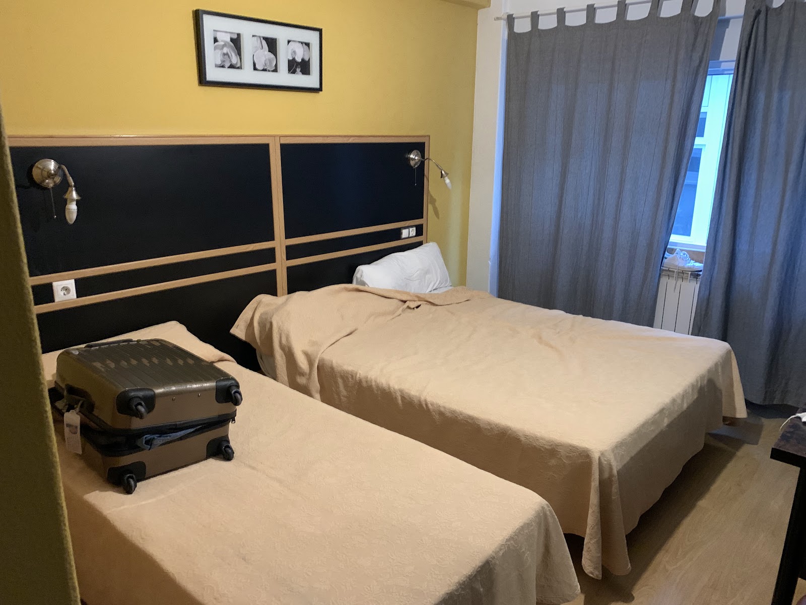 Hostal Mara photo 2, guesthouse accommodation in A Coruña on the Camino Inglés