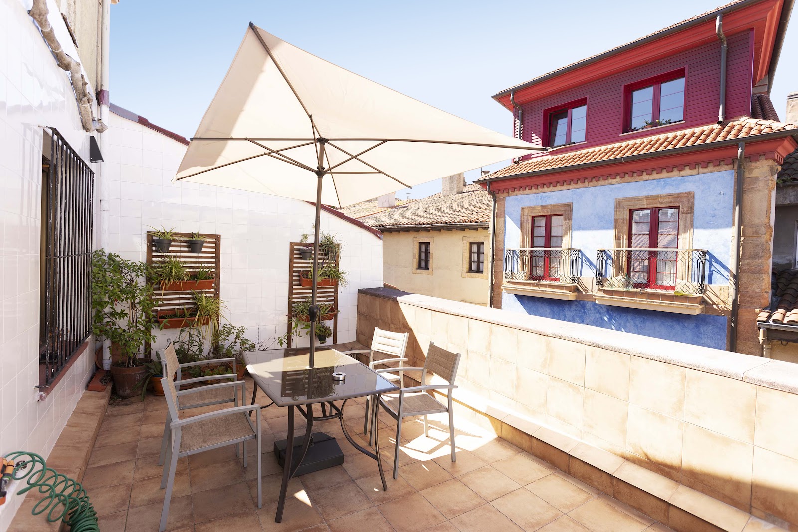 Green Hostel, albergue accommodation in Oviedo on the Camino Primitivo