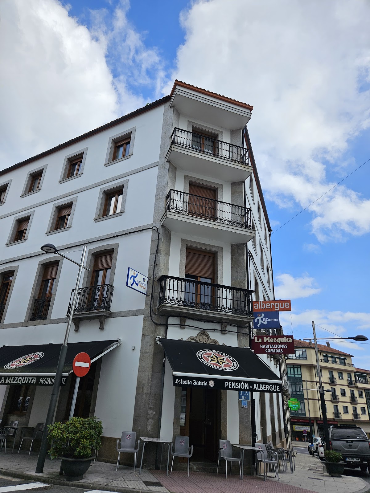 Hostal La Mezquita photo 3, albergue accommodation in Negreira on the Camino Finisterre