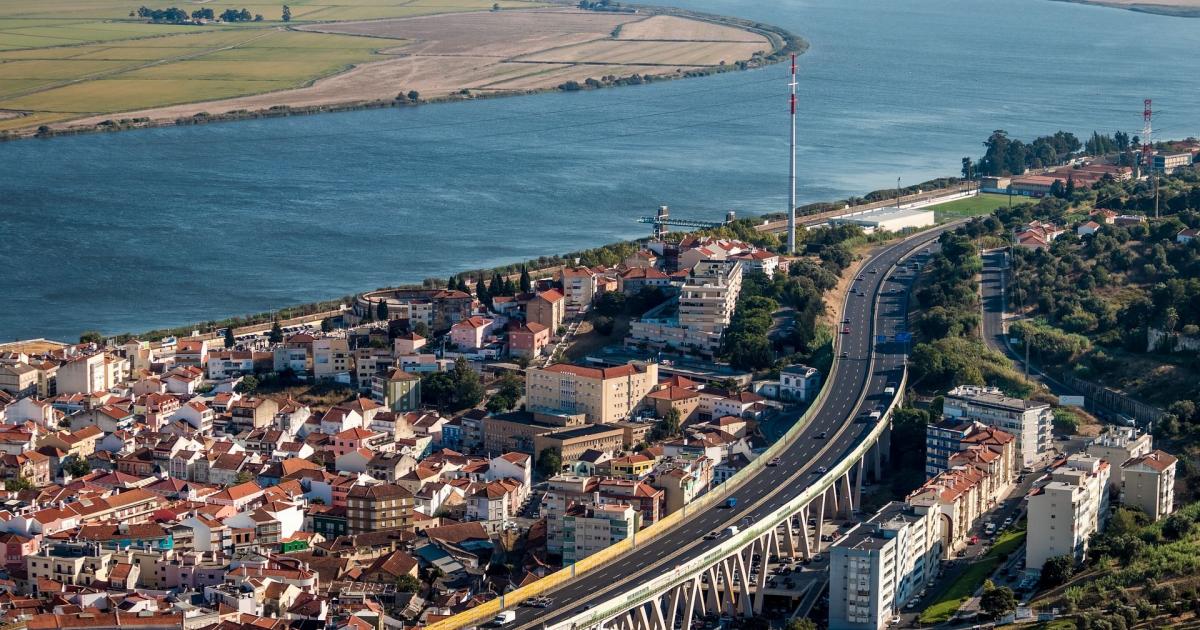 Vila Franca de Xira next-stage stop on the Camino Portuguese route